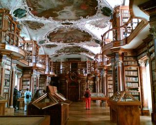 LE JOURNAL DE LA PERPLEXITE : LA FERMETURE DE LA BIBLIOTHEQUE