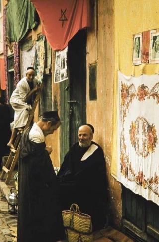 ALBUM DU MONDE : LA PELLICULE DU PASSE