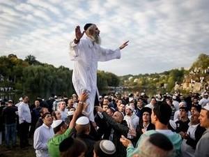 CHRONIQUE DE JÉRUSALEM : LE RABBIN QUI RESSUSCITAIT LES MORTS CONTRE UNE REDEVANCE DE PIÉTÉ